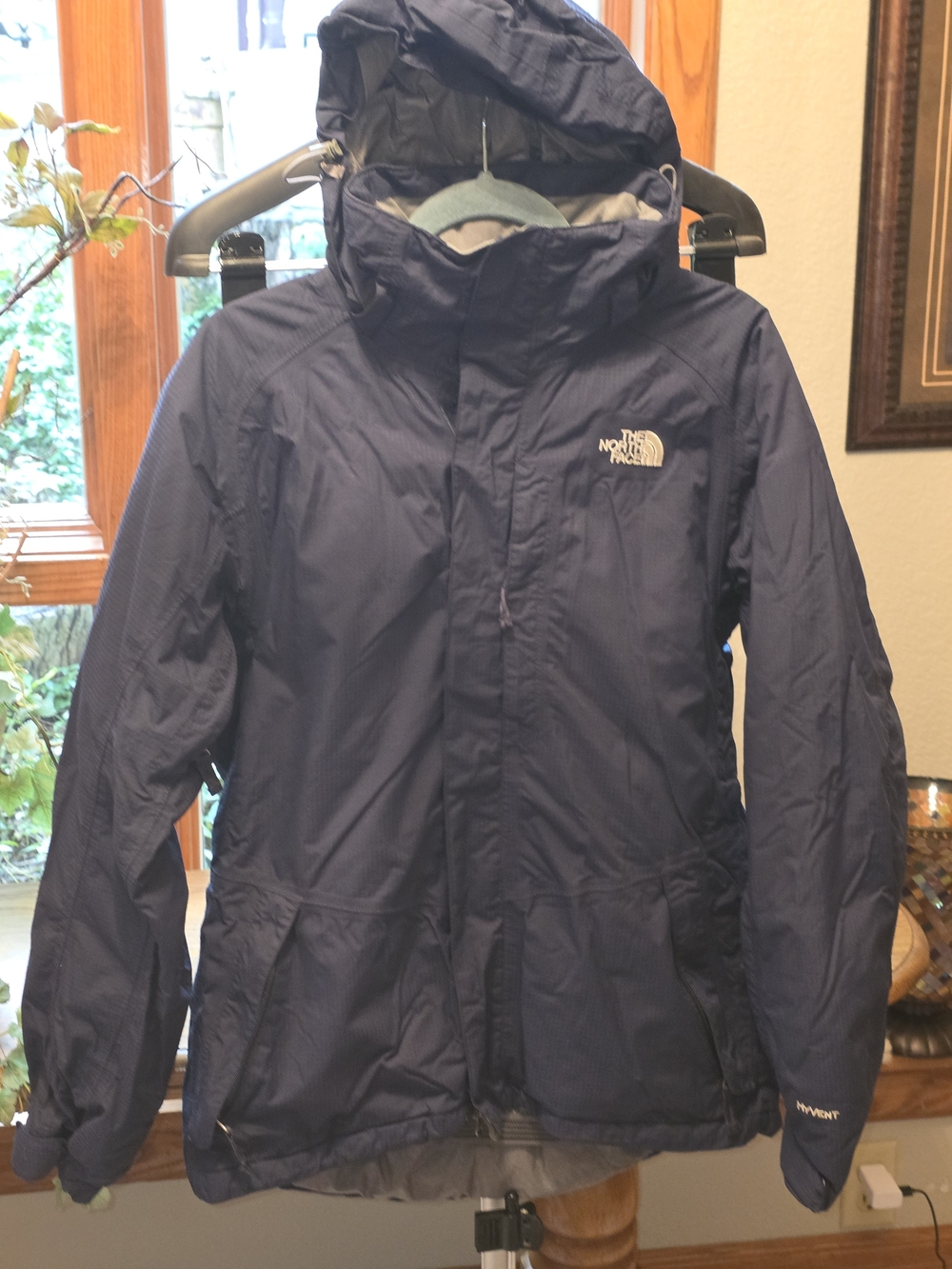 The North Face HyVent Navy Blue Hooded Performance Jacket Sz M